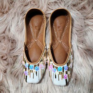 Handmade Elegant Punjabi Jutti / Khussa for Women